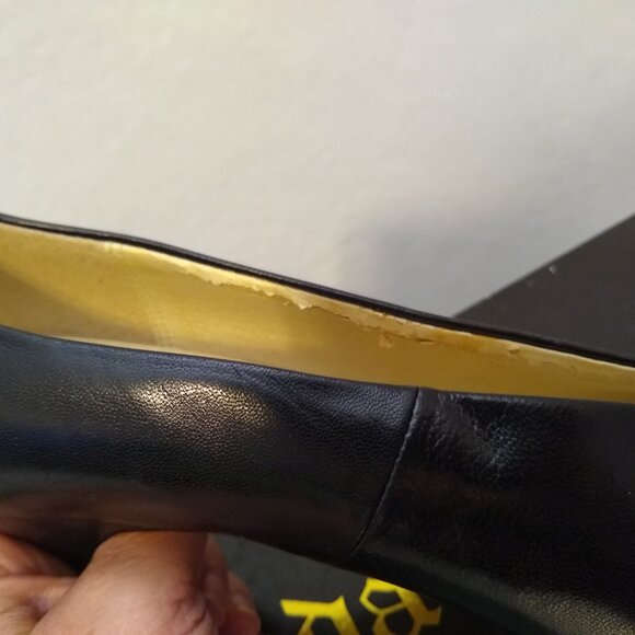 Moda Espana Black colored leather pumps size 9m - Picture 6 of 8